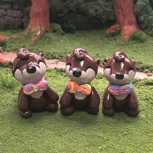 Bow tie otter blind bag